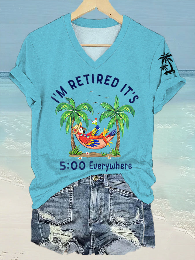Women's I'm Retired It's 5 O'clock Everywhere Parrot Print Casual V-Neck Tee