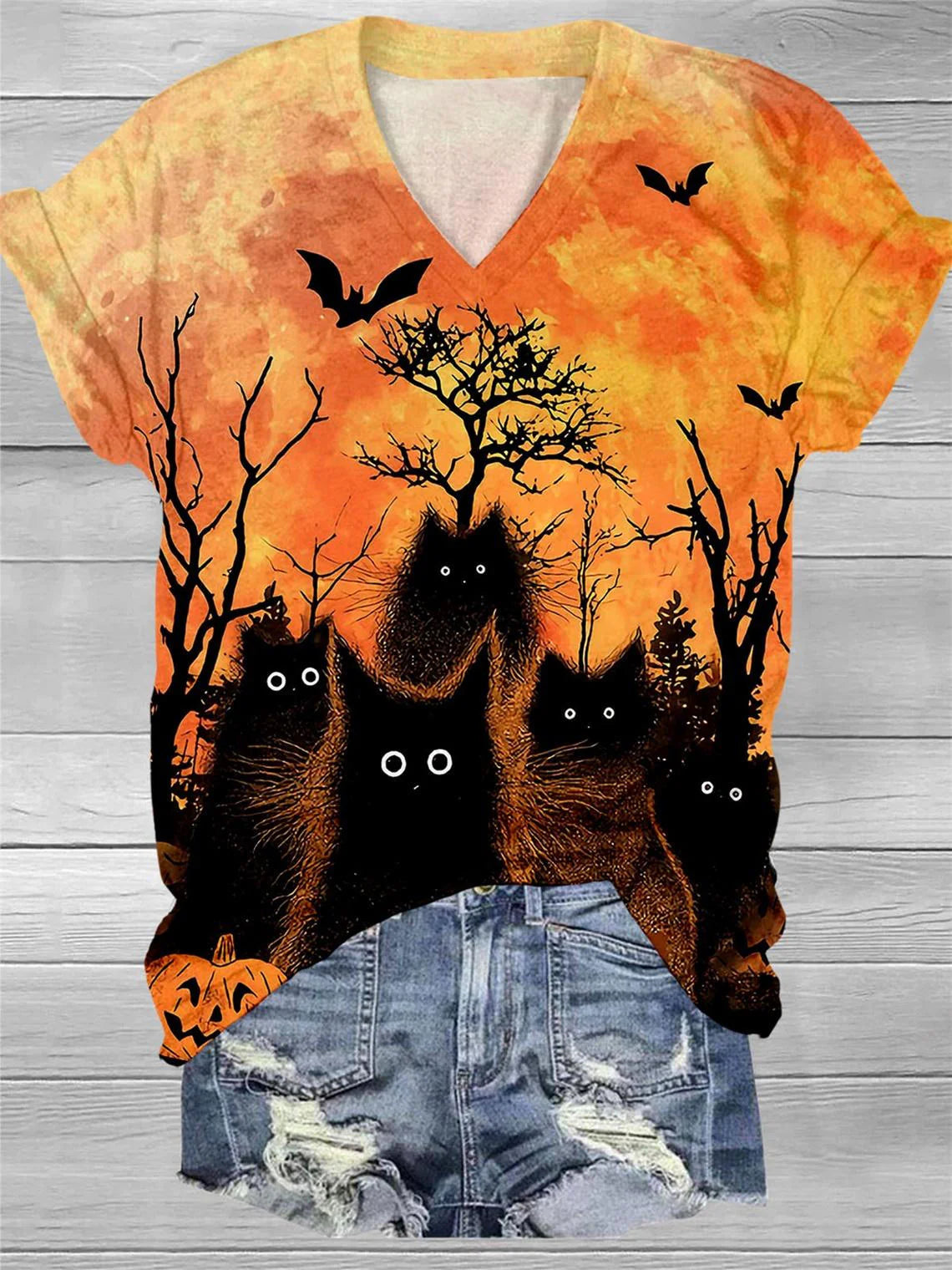 Women's Black Cat Bat Art Pattern V-Neck Casual T-Shirt