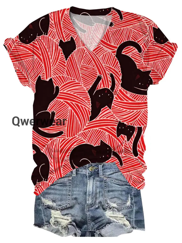 Abstract Ball Of Yarn Cat V-Neck Short Sleeve T-Shirt As Picture / S Women\’s Tops