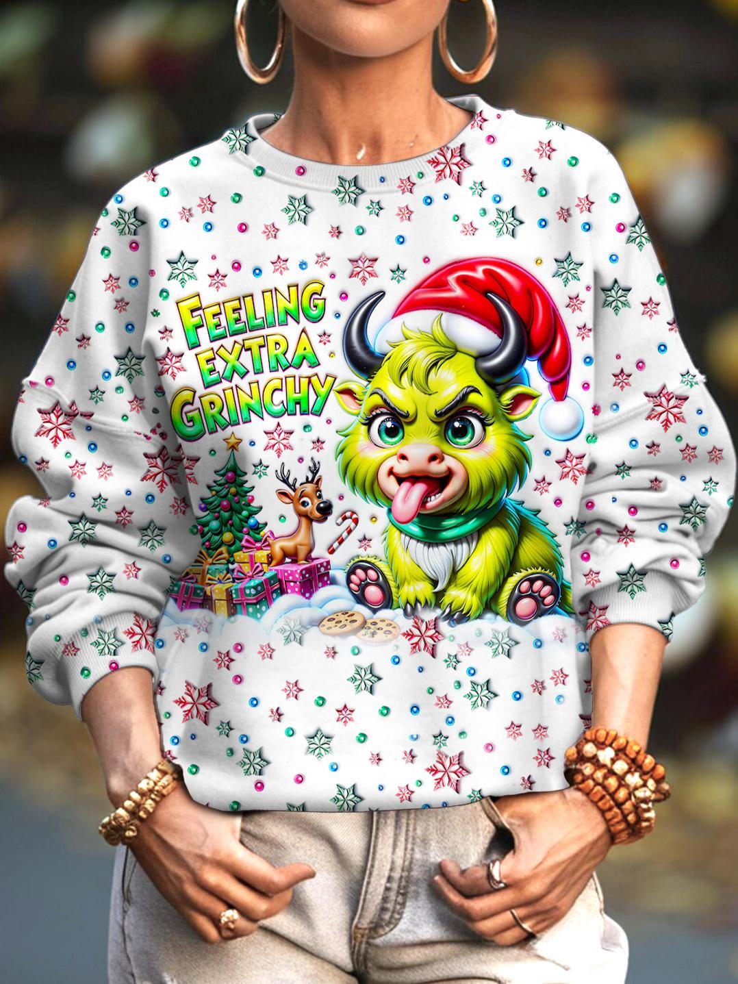 Women's Christmas Movie Fun Green Highland Cow Crew Neck Casual Sweatshirt