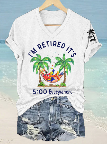 Women's I'm Retired It's 5 O'clock Everywhere Parrot Print Casual V-Neck Tee