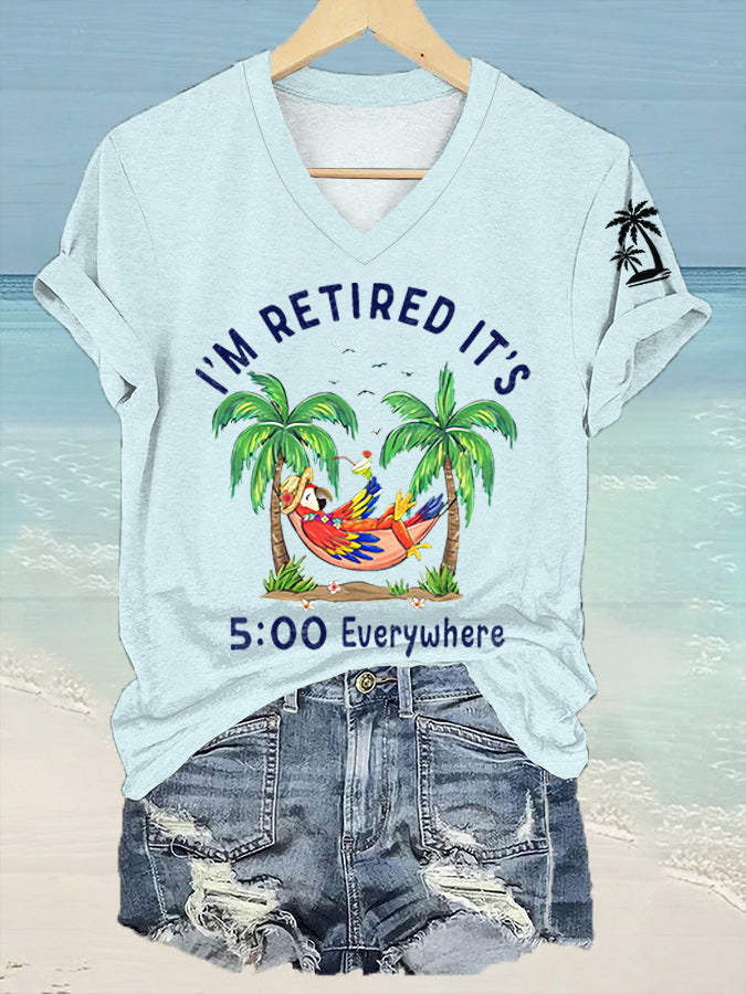 Women's I'm Retired It's 5 O'clock Everywhere Parrot Print Casual V-Neck Tee