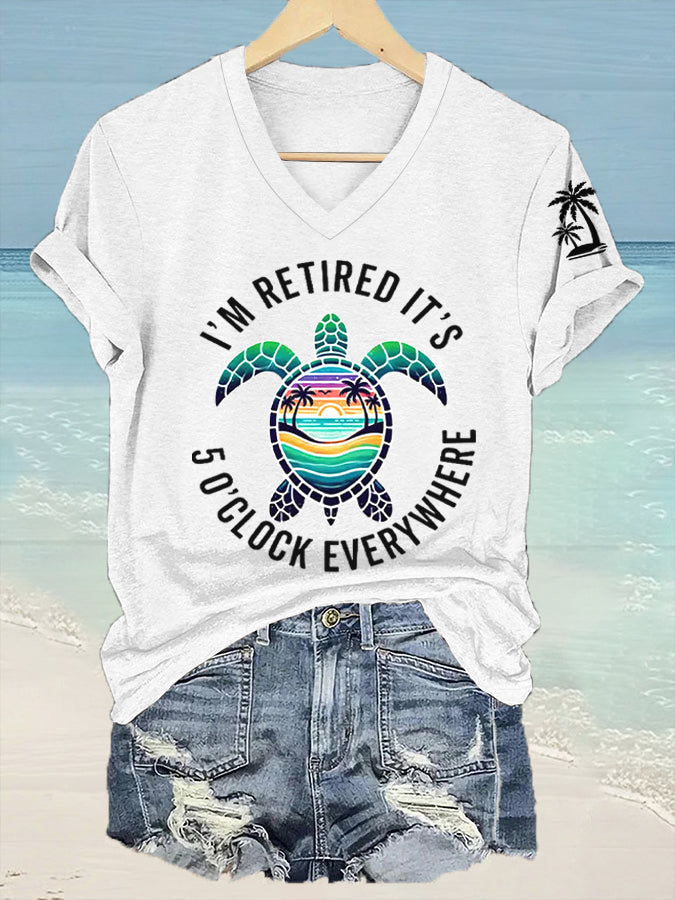 Women's I'm Retired It's 5 O'clock Everywhere Sea Turtle Print Casual V-Neck Tee