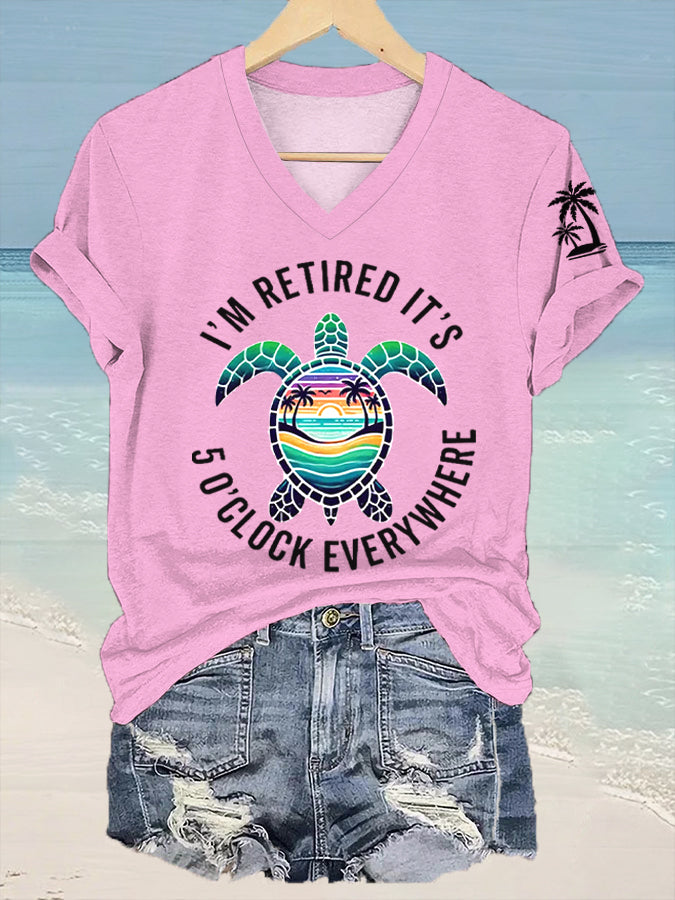 Women's I'm Retired It's 5 O'clock Everywhere Sea Turtle Print Casual V-Neck Tee