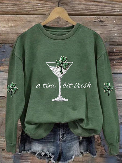 Women's St. Patrick's Day A Tini Bit Irish Shamrock Art Print Sweatshirt
