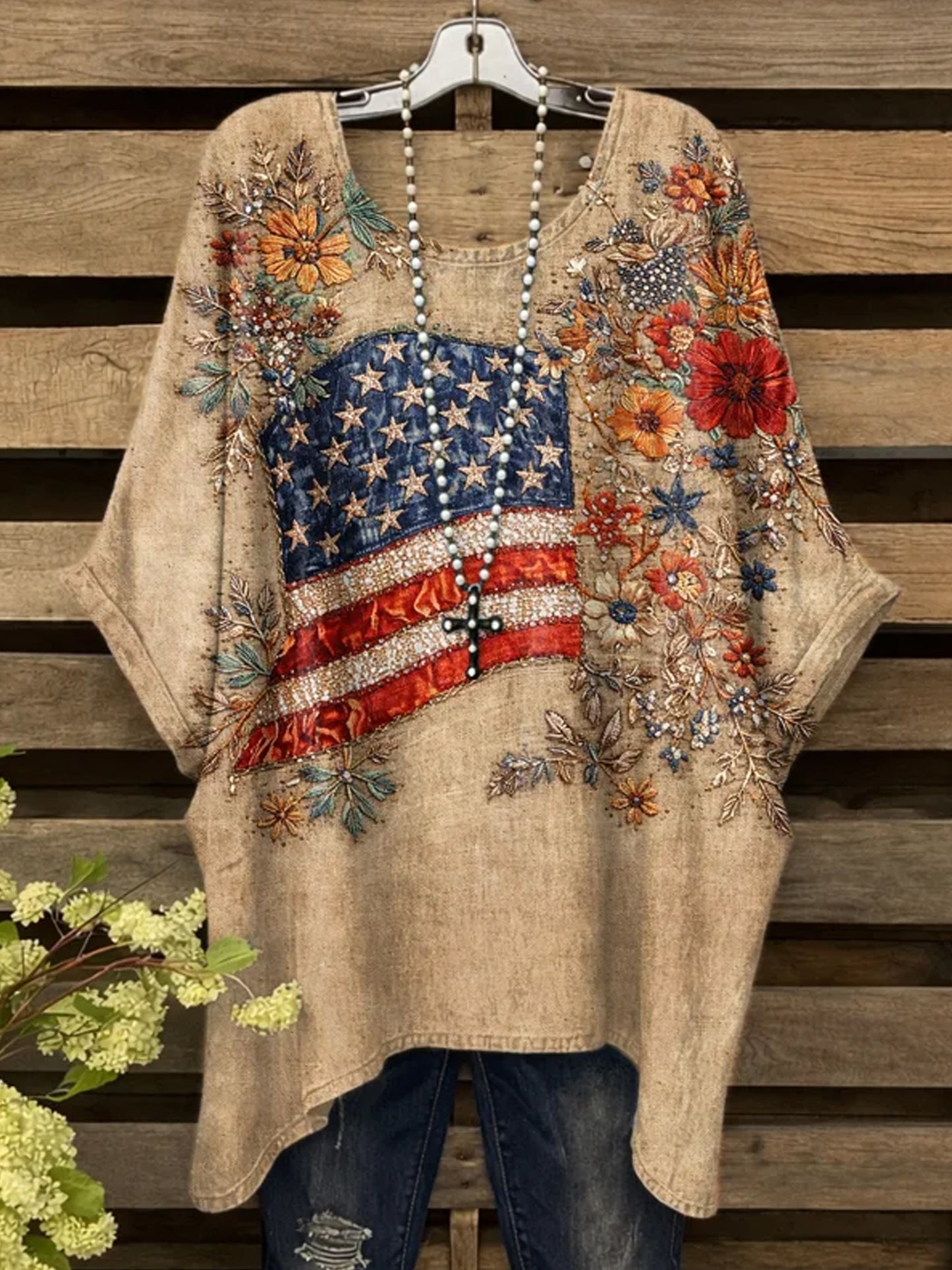 Women's Vintage American 1776-2026 Anniversary Floral Print Top