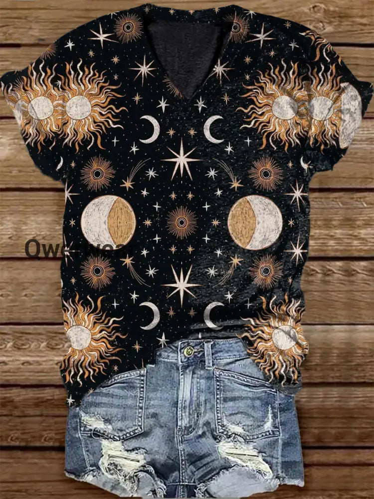 Unisex Tarot Card Sun And Moon Pattern Casual V-Neck Short Sleeve T-Shirt Black / S