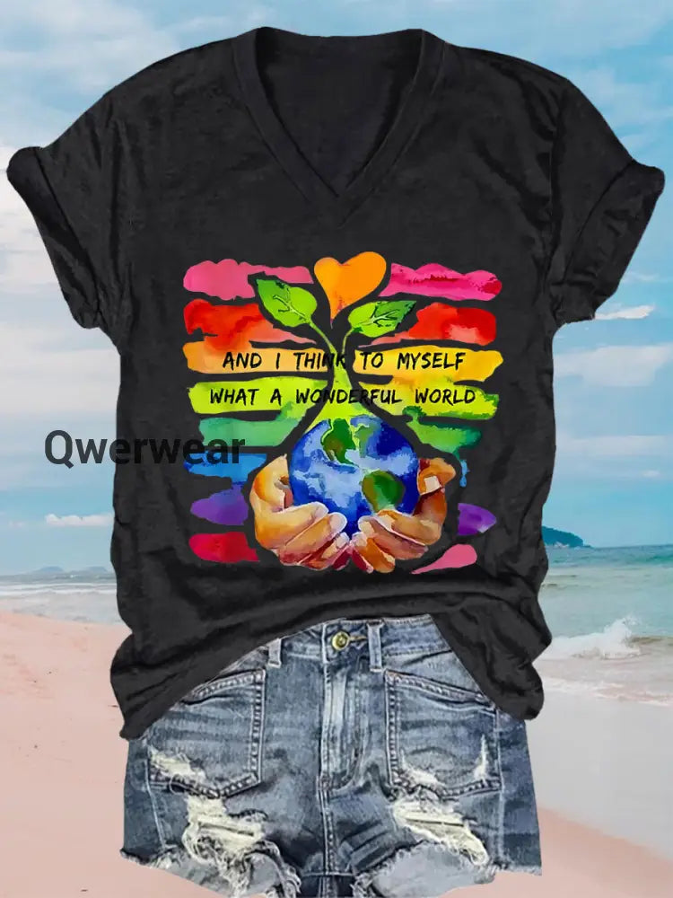 Women’s And I think to myself what a wonderful world Earth Day V-neck T-shirt Black / S