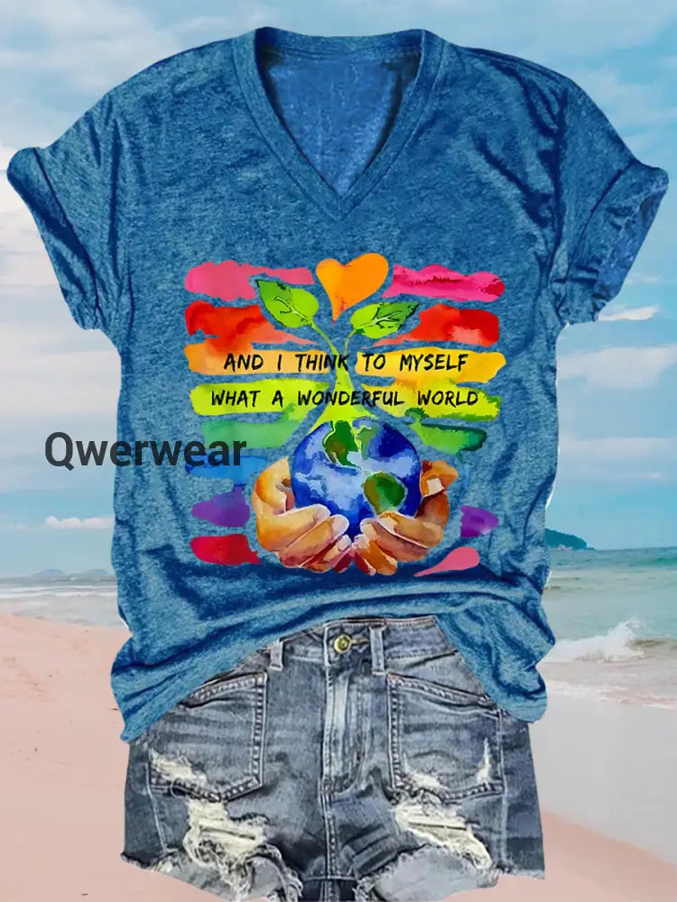 Women’s And I think to myself what a wonderful world Earth Day V-neck T-shirt Blue / S